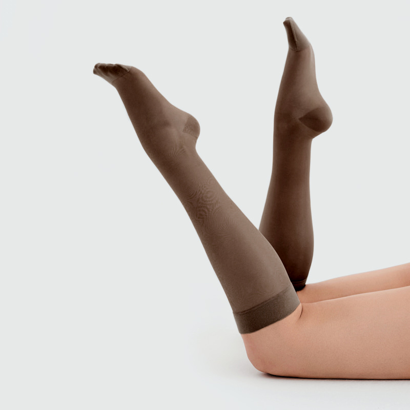 Компрессионные гольфы 2С105 VENOTEKS, 2 класс купить в OrtoMir24